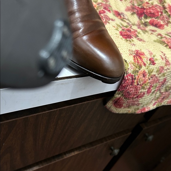 Vintage Brown Leather Boots (made in Italy) - Picture 3 of 9